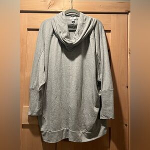Women’s Old Navy gray 3x shirt